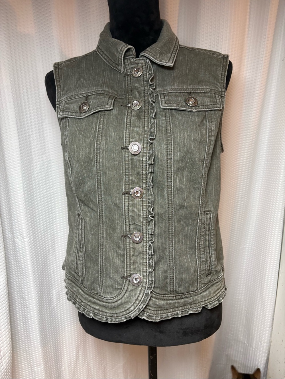 Christopher & Banks Y2K Gray Washed Denim Vest Ruffled Trim Gothic Size Small